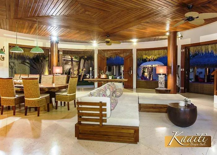 Villa Kaaiti